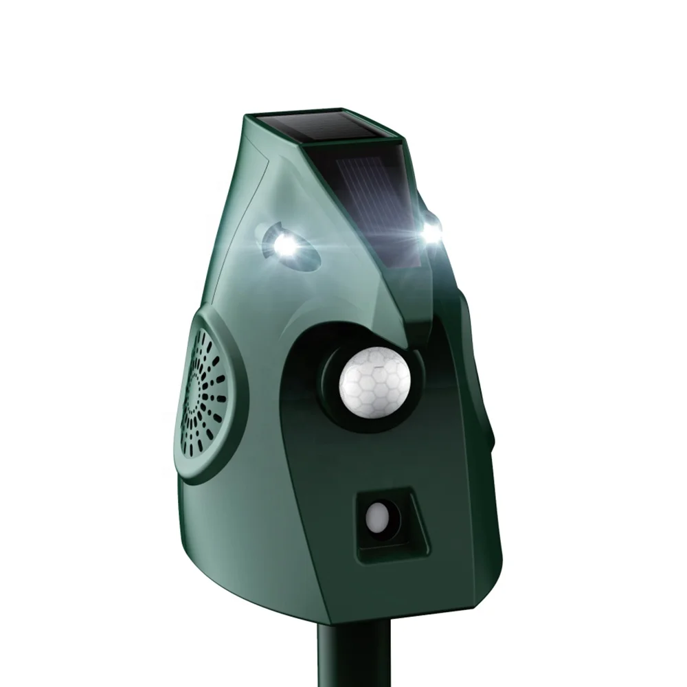 2021 New Smart Solar Ultrasonic water Proof  Outdoor  Ultrasonic Animal Repeller For Garden