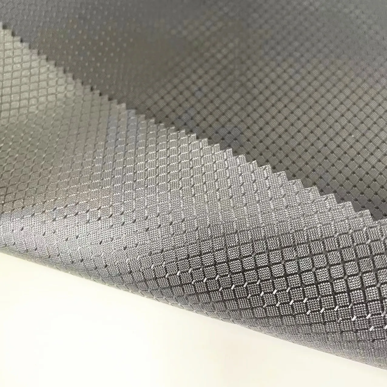 High Quality 100% Nylon 167gsm Pu Coated Waterproof Diamond Ripstop 400D 420D Rip Stop Oxford Fabric For Bag