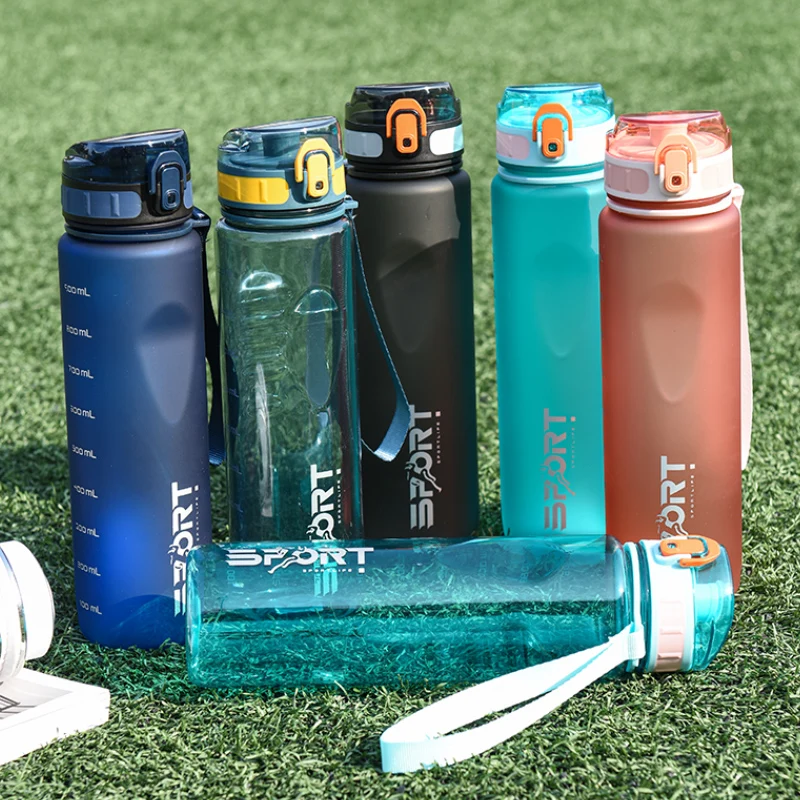 New Arrival Transparent or Frosted Matt Soft Touch Direct Drinking Small Mouth Portable Rope Flip Top Lid Water Bottle