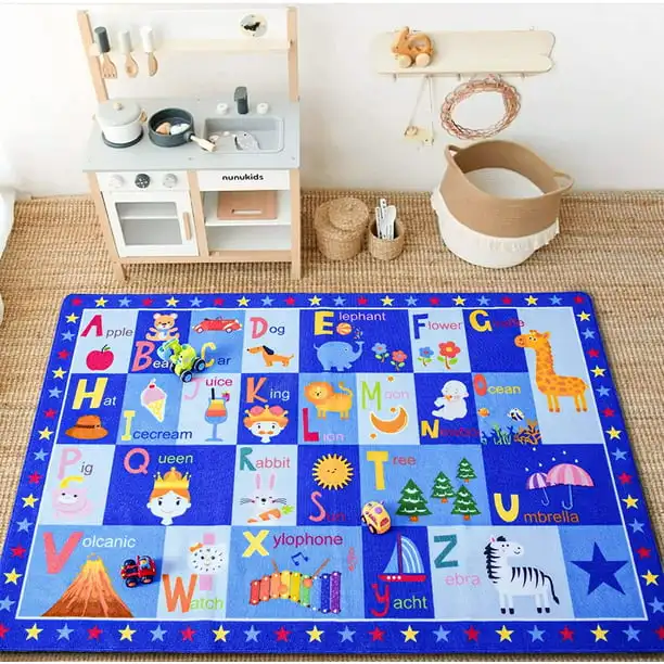 Коврик детский с принтом