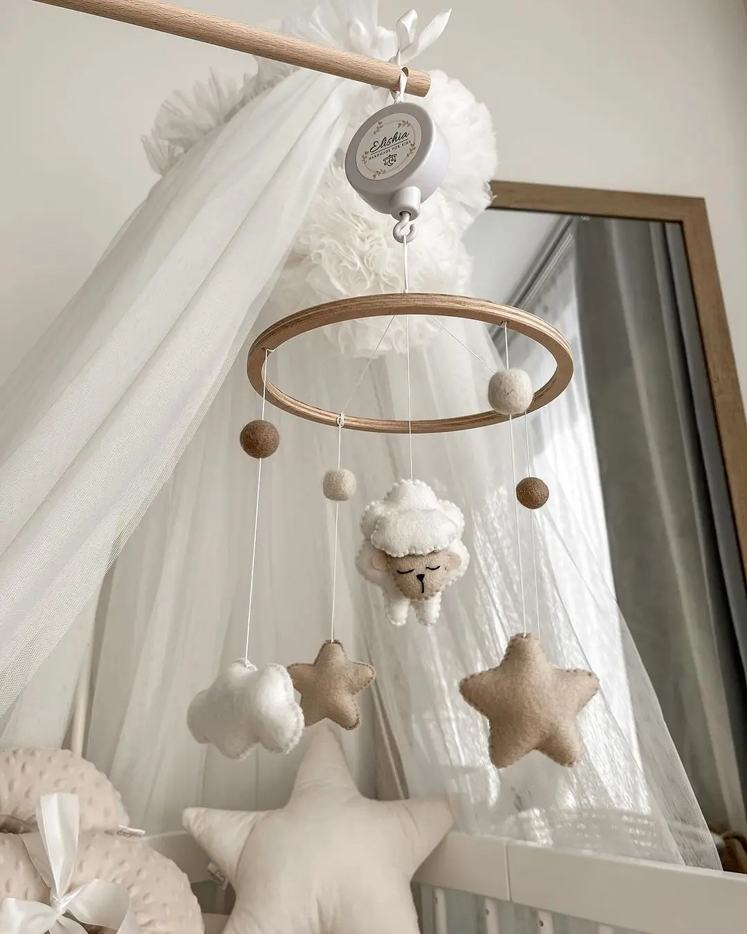 chinese online markets felt sheep baby cot mobile handmade crib bassinet decoration for kids hanging baby mobiles with stuffed