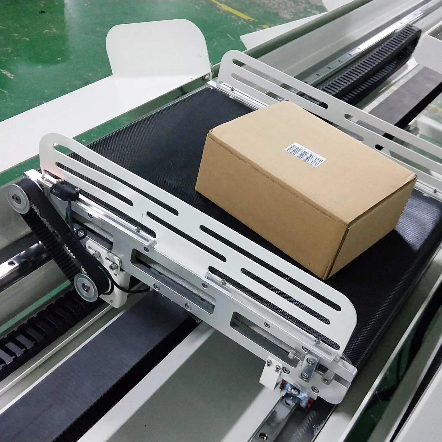 GOSUNM Network e-commerce Parcel Dimensioning Weighing Scanning and Sorting Machine DWS with Sorter Bin