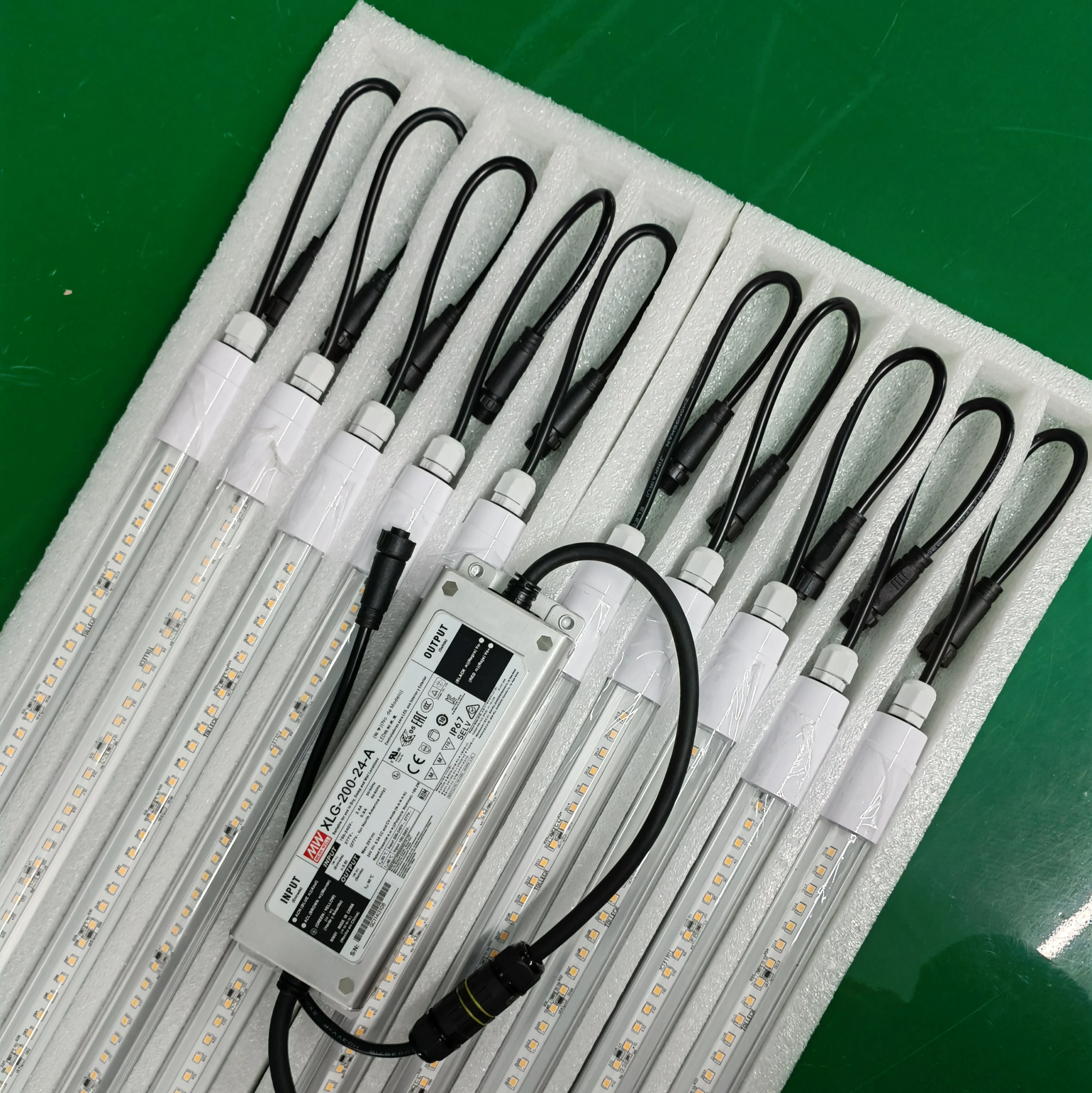 Full spectrum cob led grow light T8 tube 1.2m waterproof IP 65 20W 25W 30W 48W power