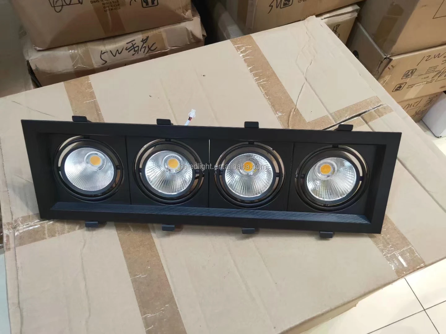 square downlight (19).jpg