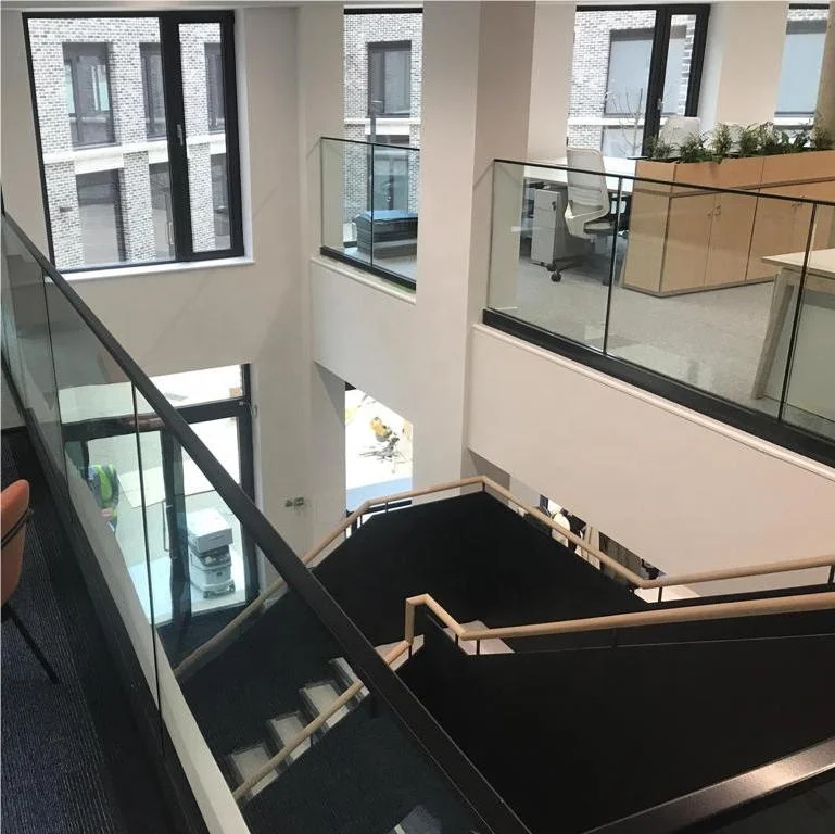 Factory Quality Customized Professional Good Price Of Indoor Metal Baluster Wood Stair Treads Modern  Steel Stair