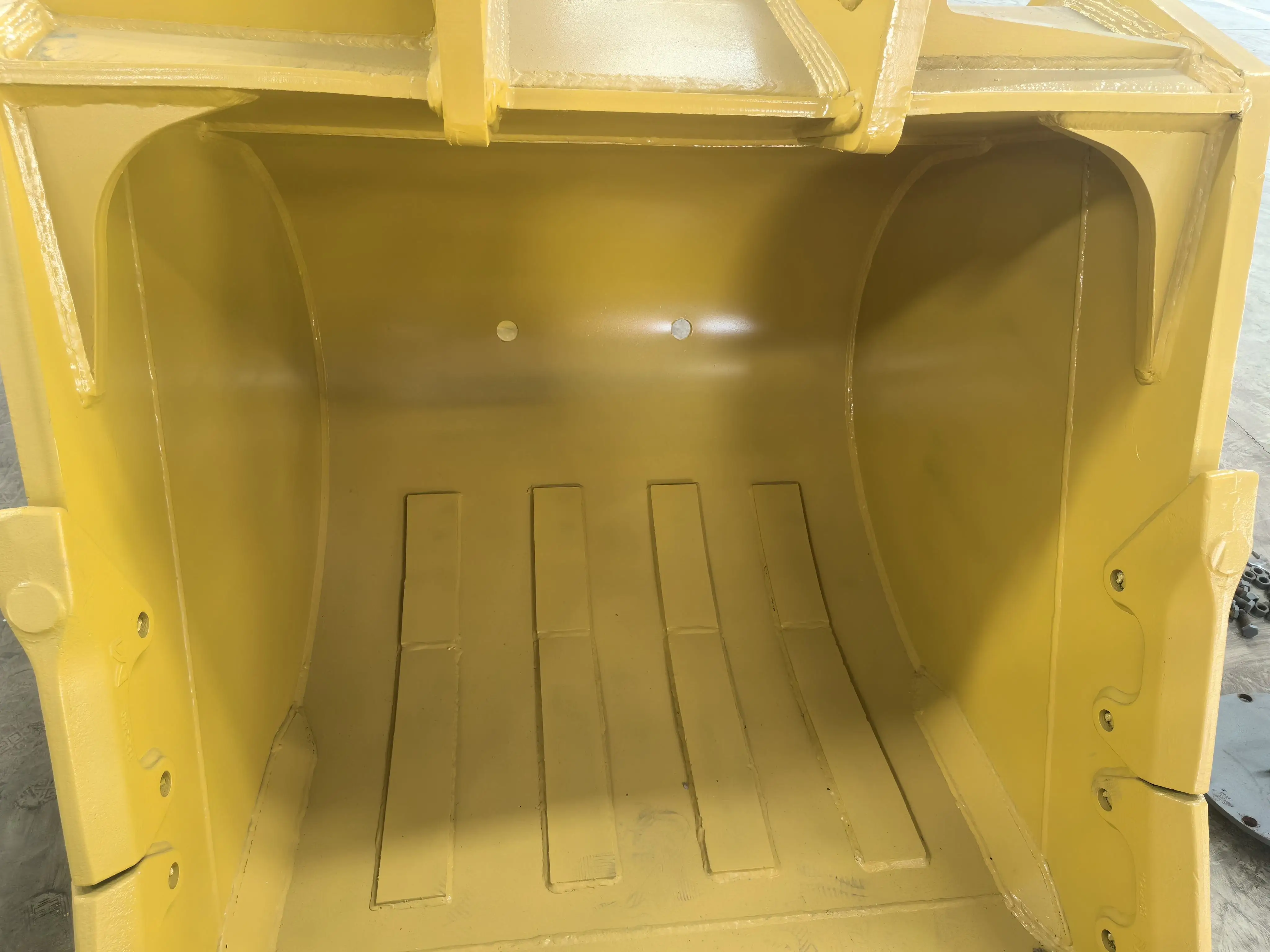 Hot Selling Customized Mini Excavator Accessories Heavy Duty Excavator Bucket For Sale