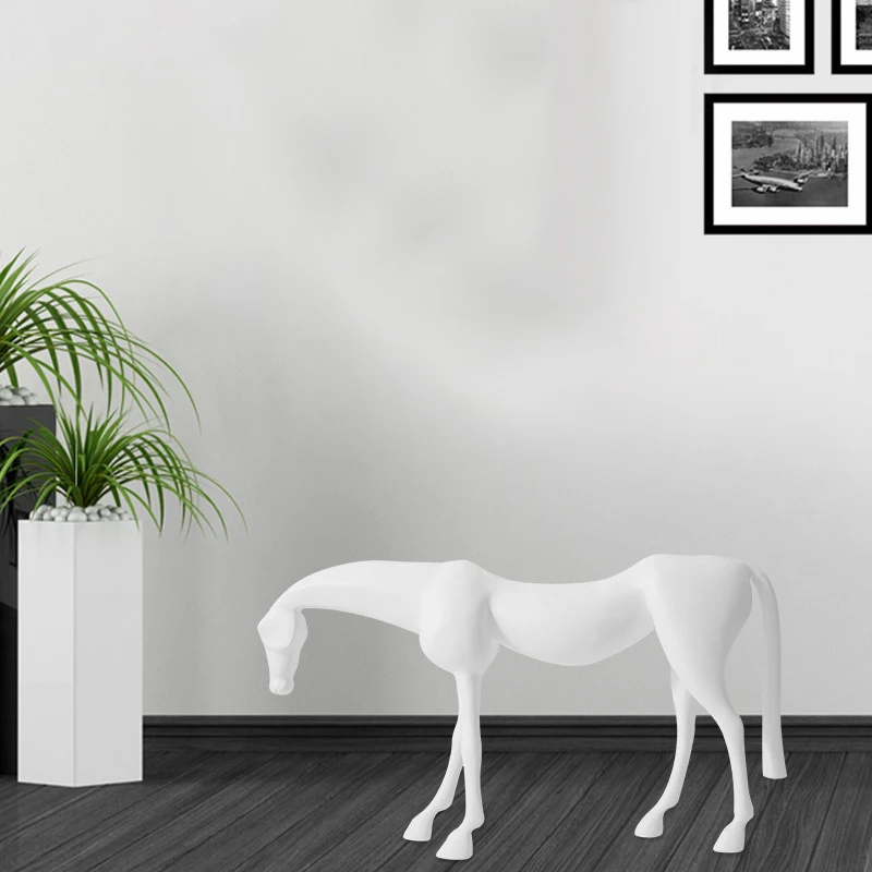Simple and luxurious style abstract animal resin horse sculpture ornaments