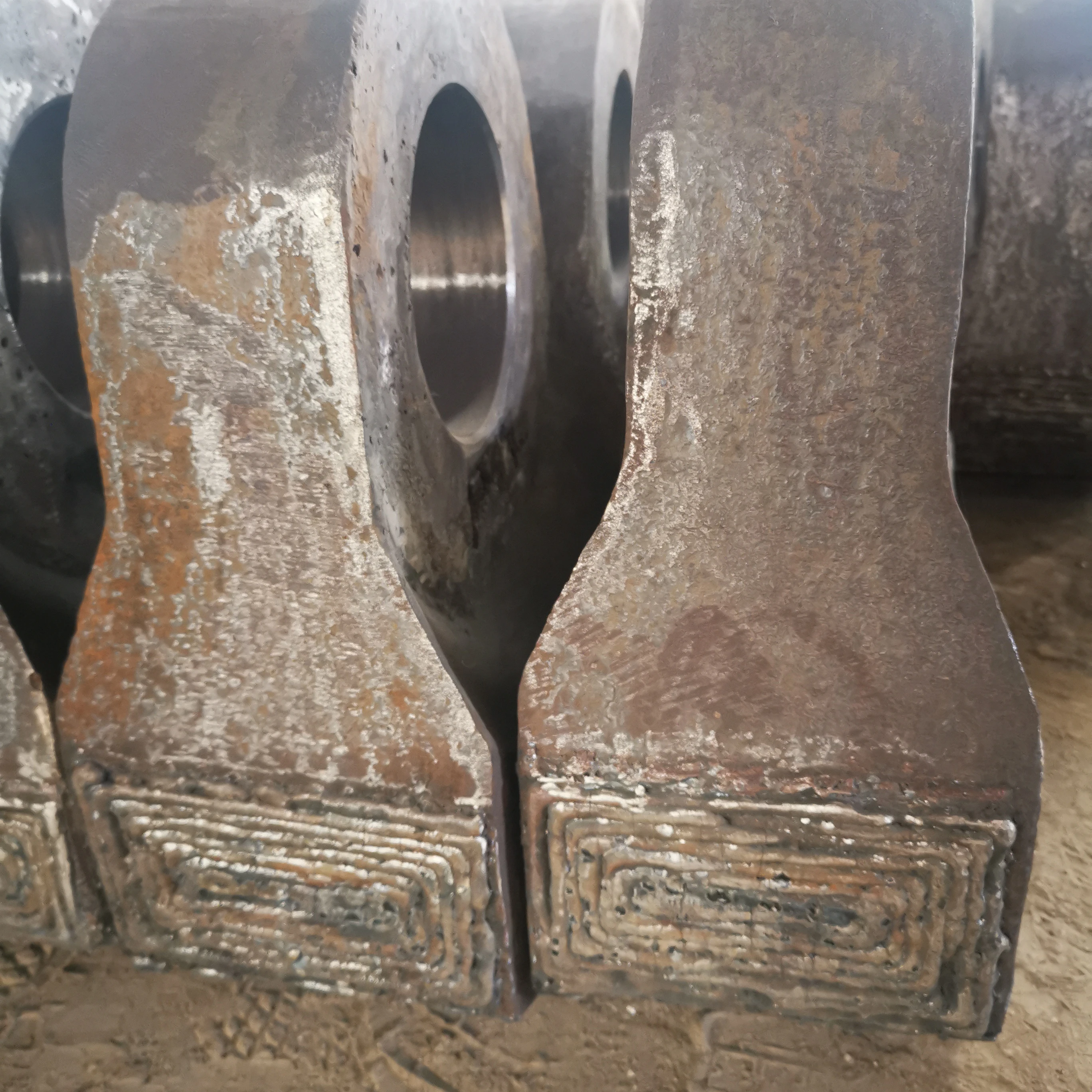 ZHILI Quarry Mining Crusher Machine 8 Bitter Mills Hammer As Spare Parts For Gold Mining