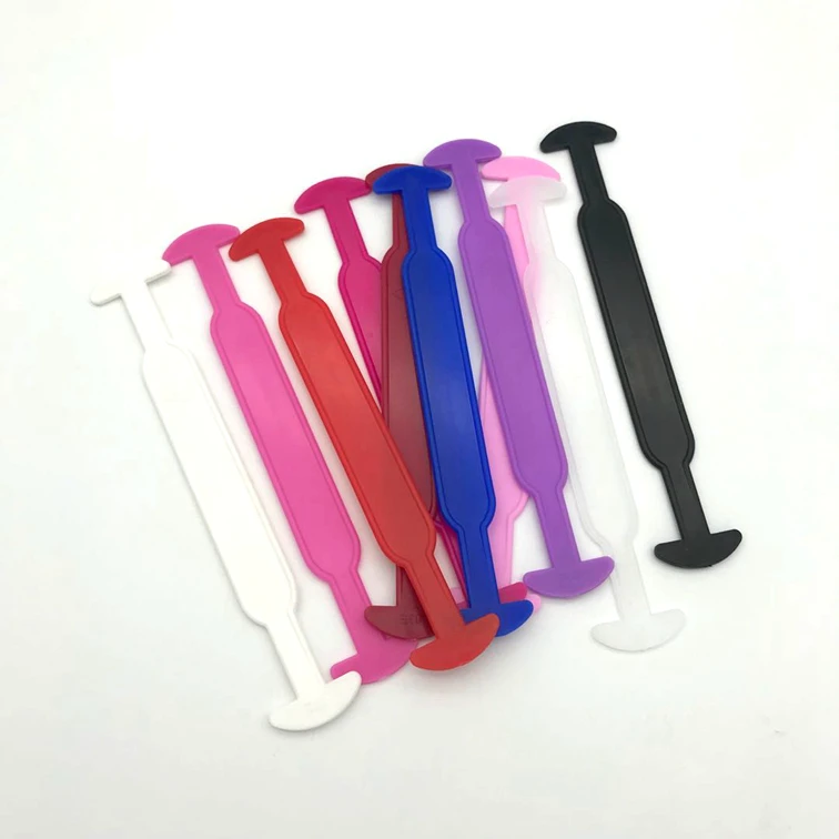 Plastic handles for small colored paper cartons can be used in carton boxes