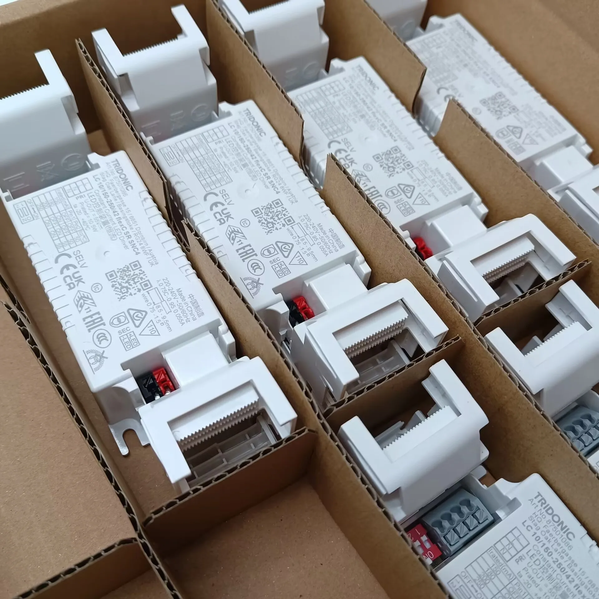 Tridonic ballast 1000w tridonic step dim driver tridonic lc 10w 25w LC 10/150-250/42 flexC SR SNC4