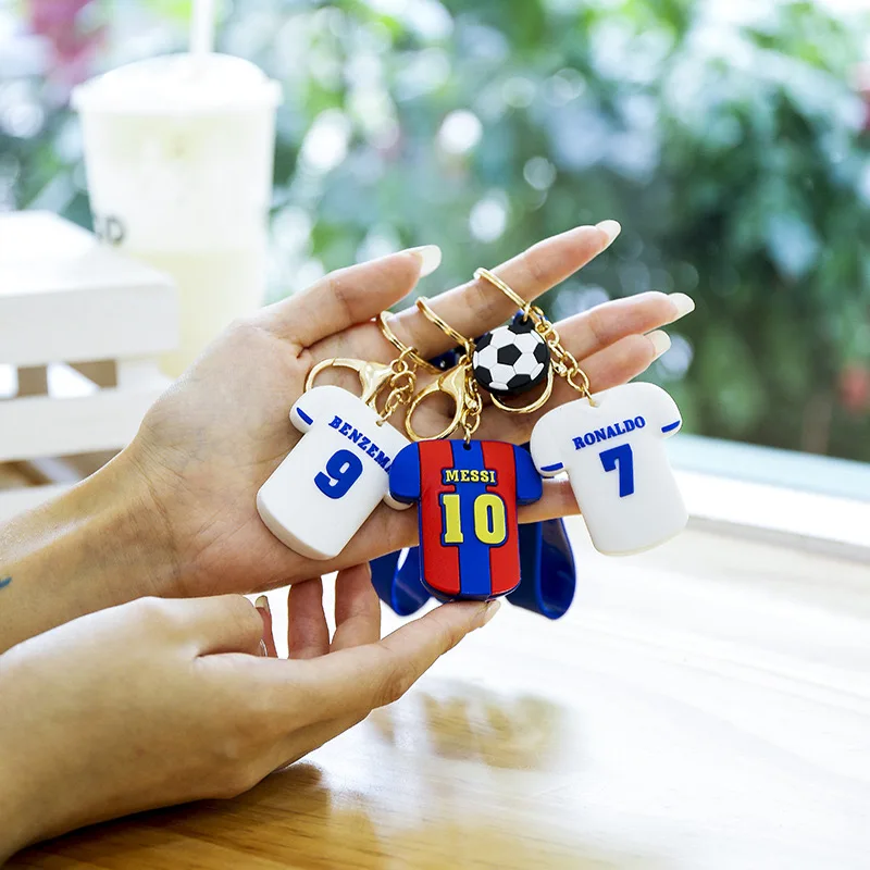 Wholesales 3D Football Keychain Sport T-shirt Messi Ronaldo KeyChain Pvc Rubber Key Ring