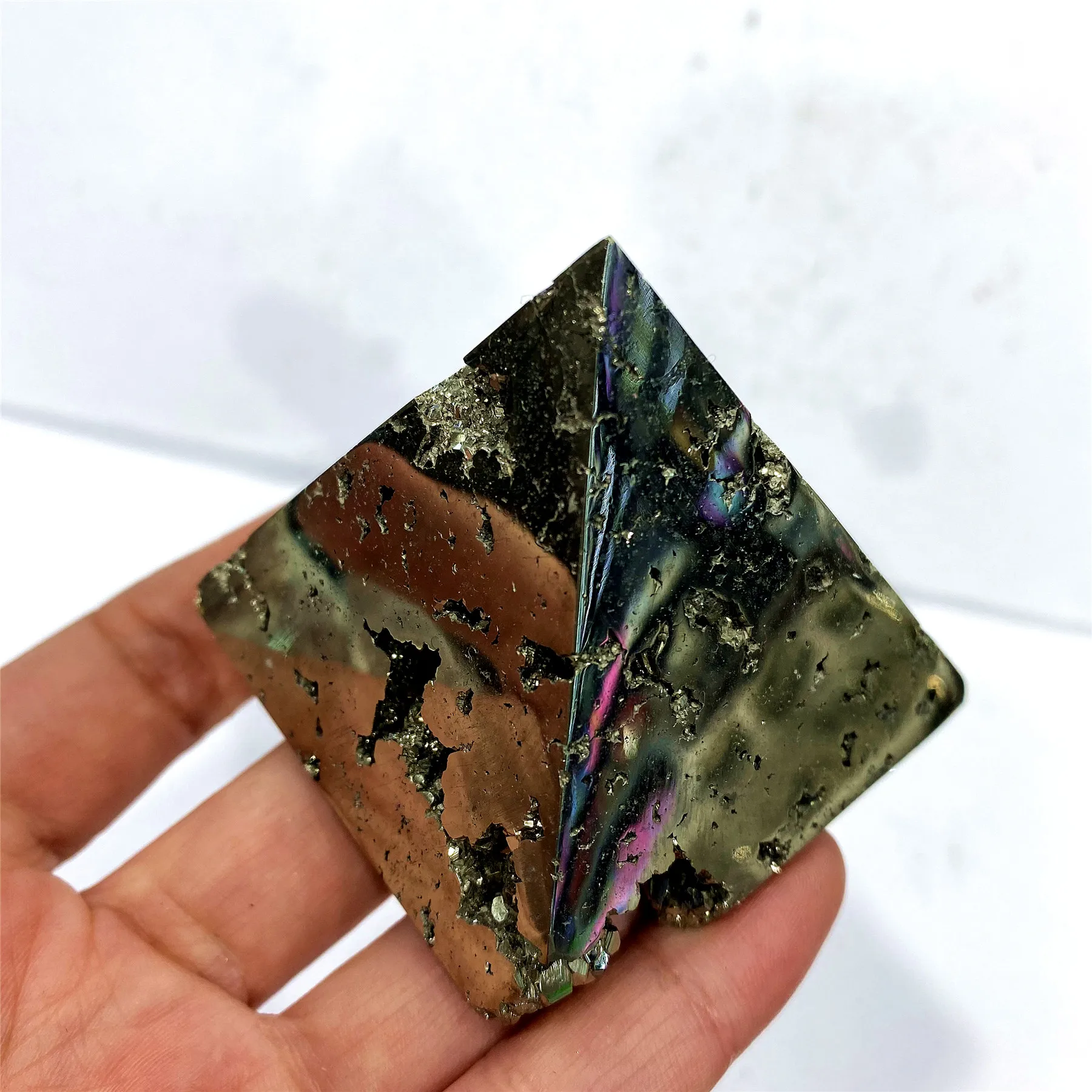 Golden Pyrite Gemstone Pyramids Natural Crystal Pyramid Pyrite Pyramid For Decoration