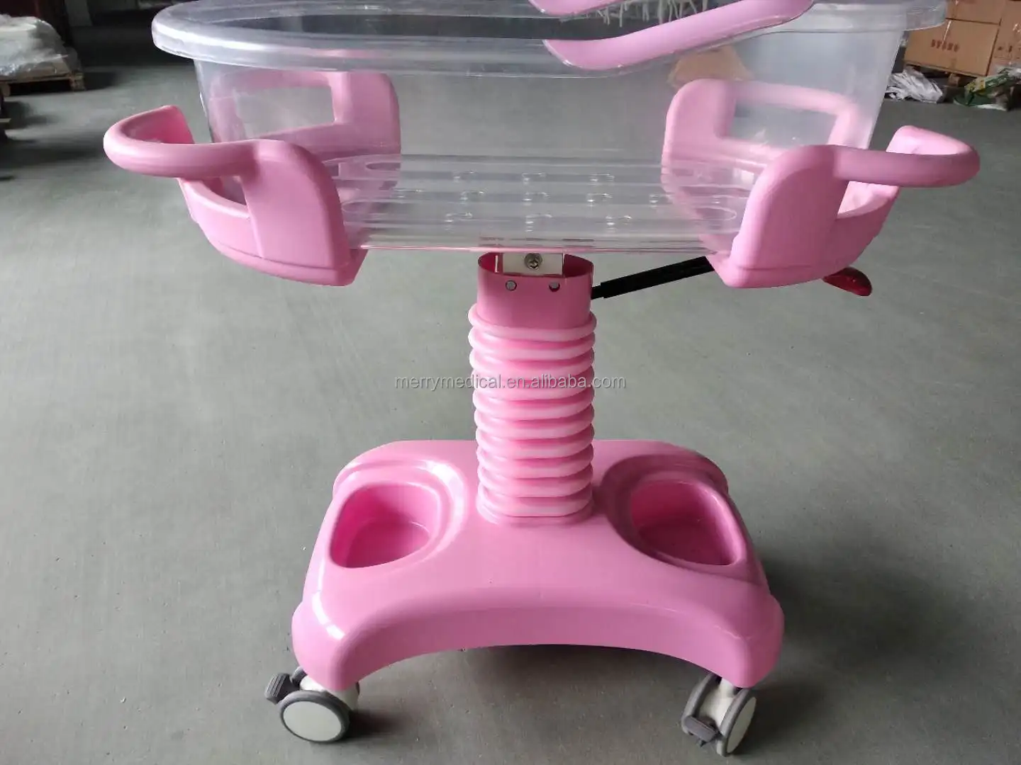 Luxury ABS Plastic Newborn Baby Bassinet Mobile Infant Bed Baby Crib Trolley on Wheels