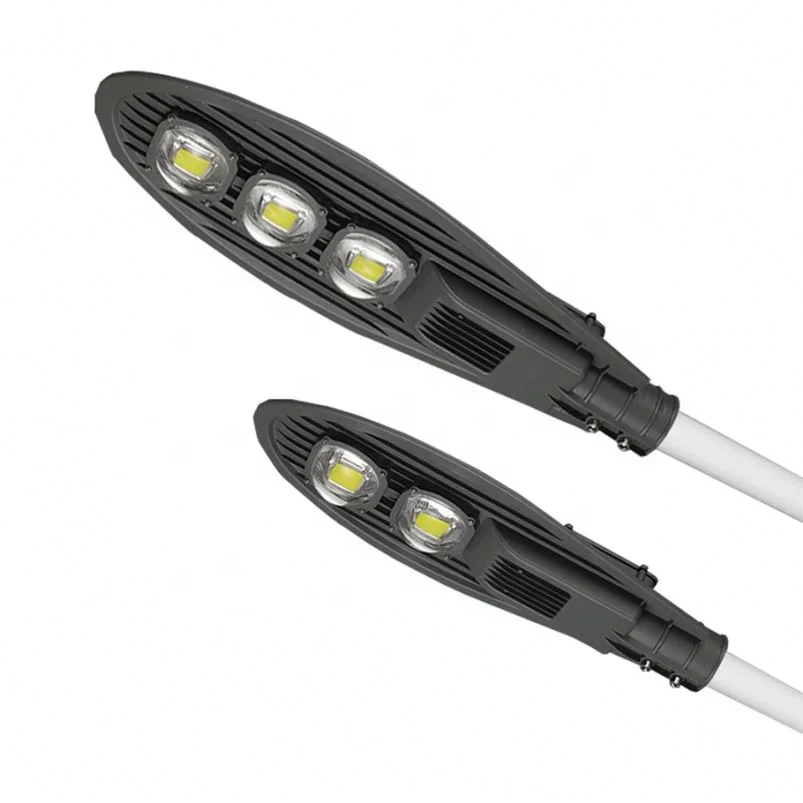 High quality and high specification intelligent automatic induction solar street light