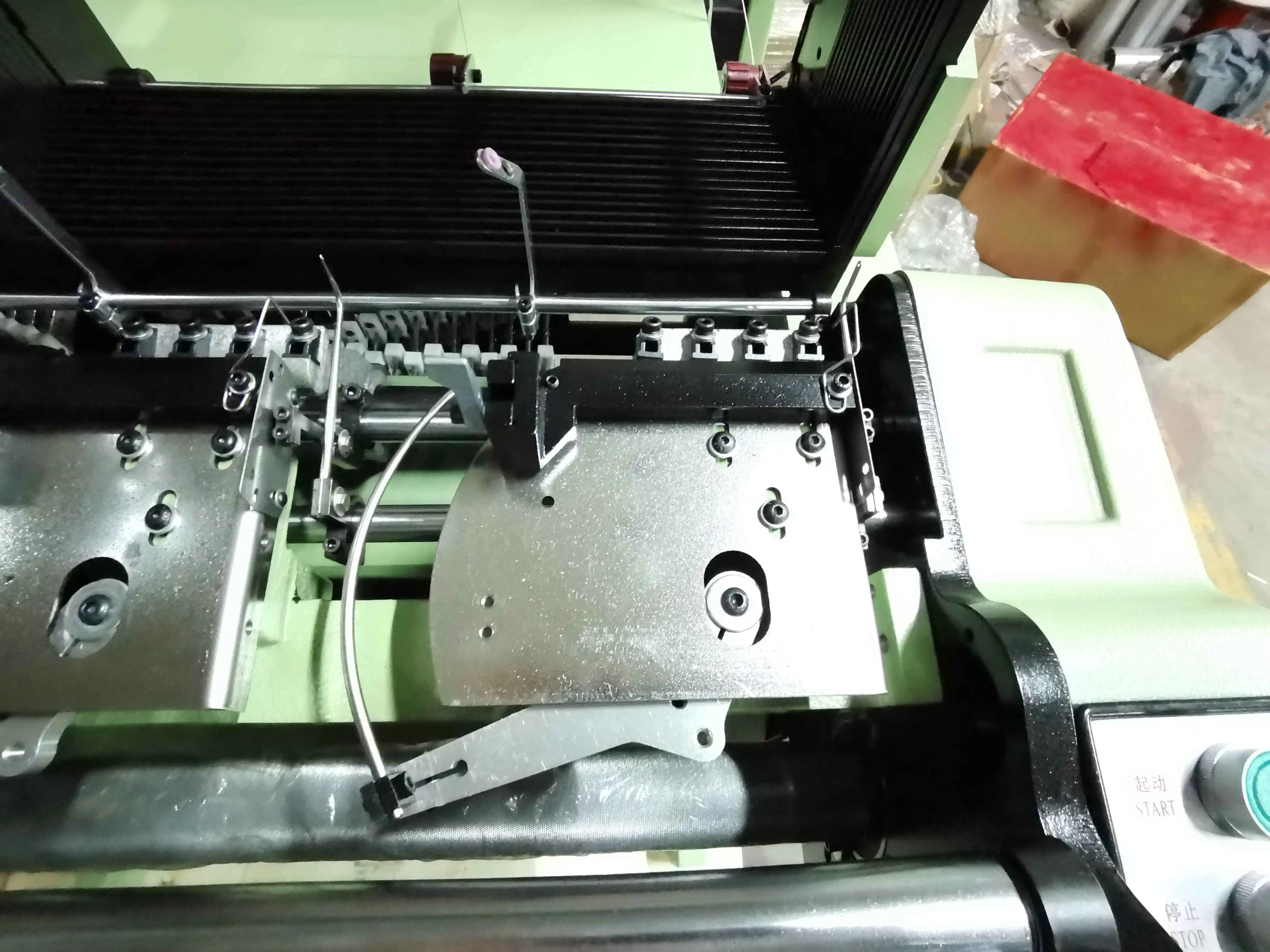 Yitai Weaving Loom Machine Weaving Elastic Non-elastic Tape Traditional Weaving Machinery