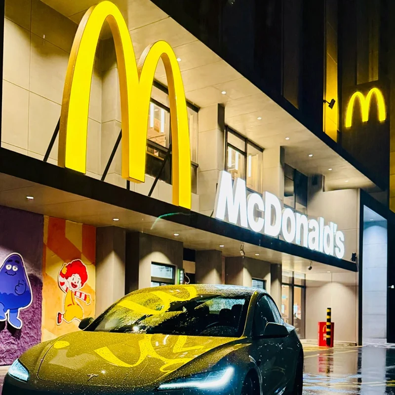 Customized 3D luminous characters for factory LED lights