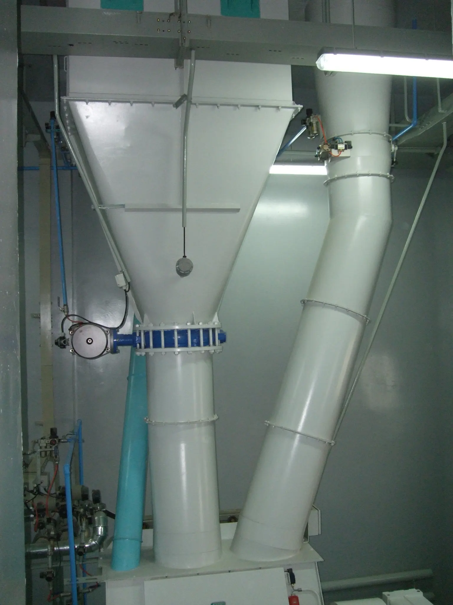 3-6 Ton Per Hour Auto Ring Die Pellet Feed Production Line For Chicken Farms