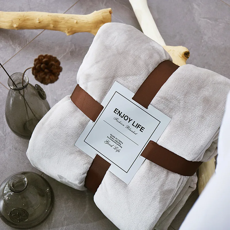 Custom Microfiber Flannel Plaid Throw Blanket Printed Super Soft 100% polyester King Size Winter