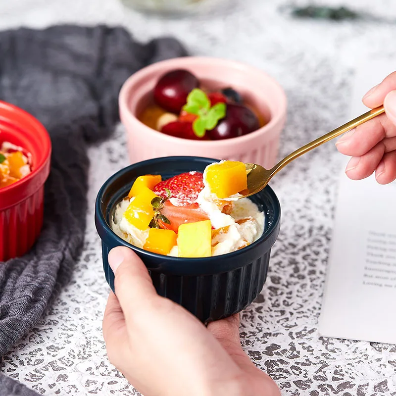 white ceramic soup tureen with embossed decoration high quality cheap price