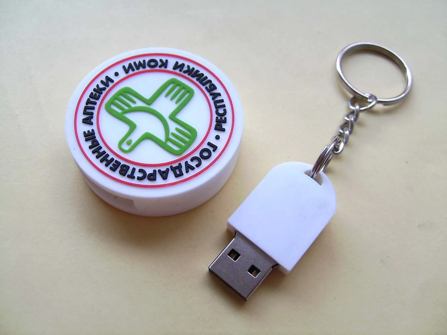 sports equipment badminton tennis racket Shape Usb Drive  Pvc Usb Flash Drive/ 8GB usb Custom rubber flash drive