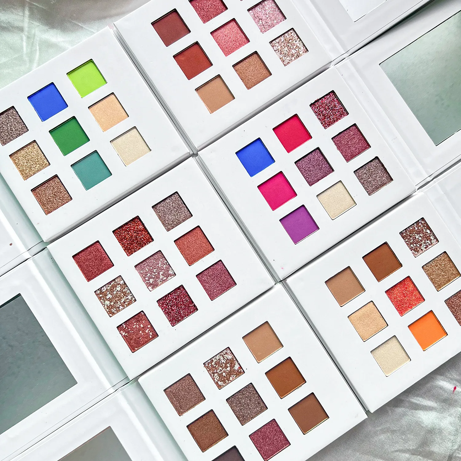 Cosmetic makeup OEM Long Lasting Make Up 9 Colors High Pigment Eye Shadow Shiny Glitter Eyeshadow Palette