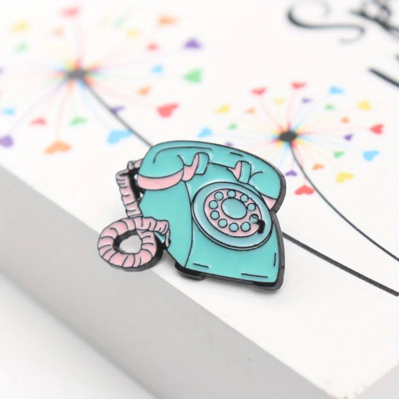 Creative Fun Devil Cowboy Badge Dungeons & Dragons Dice Phone Corsage Pin Backpack Accessories