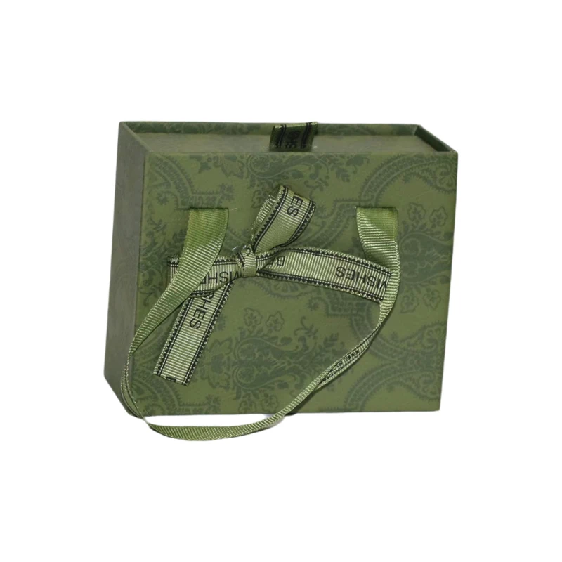 Custom luxury Apparel Packaging Boxes Paperboard Clothes/Shoes White Matte Magnetic Gift Box with Ribbon