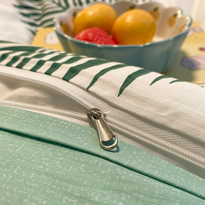 Factory Customized Floral Printing Soft Quilt Coverlets Queen King Size Designer 100% Cotton Bedding Set Single Bed Duvet Covers