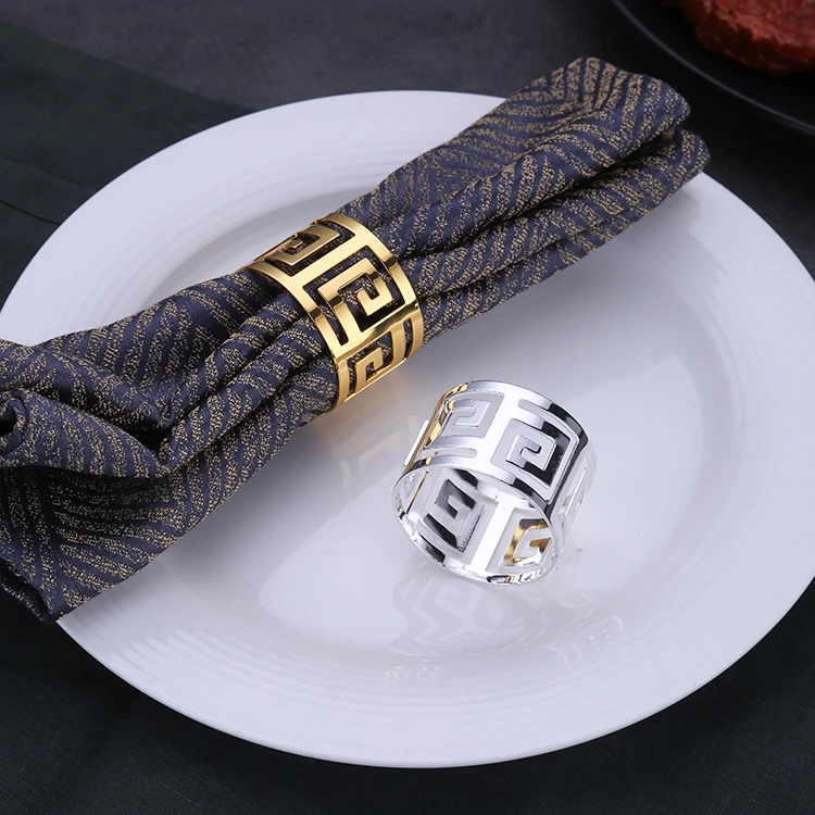 Luxury Gold Hotel Table Decorative Accessories Pearl Napkin Rings for Wedding