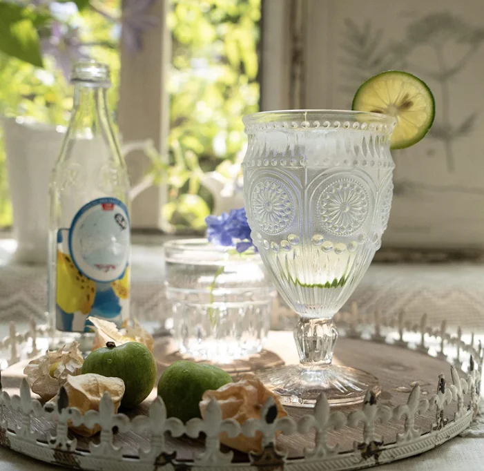 Colored Wine Goblets, 10 Oz Wine Glasses with Embossed Pattern, Vintage Glassware for Party, Wedding, Bar, Wine, Juice,Customize