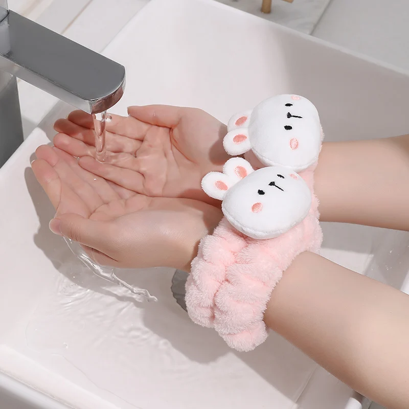 Bilov  Cartoon Embroidered  Wrist Washband Face Wash Set Hair Band Headband And Wrist Band For Washing Face