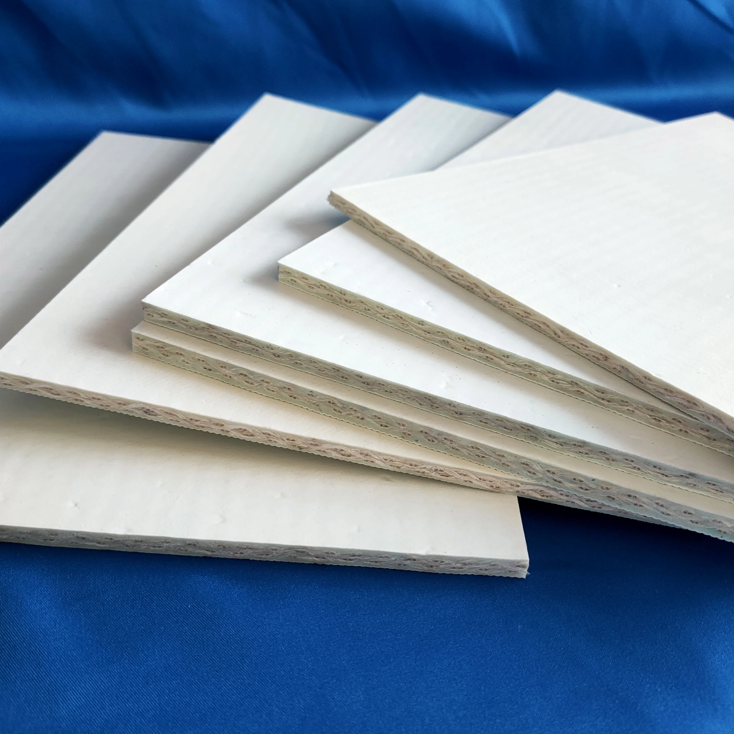 Wear Resistant Elevator Bucket Steep Incline Conveyor Belt