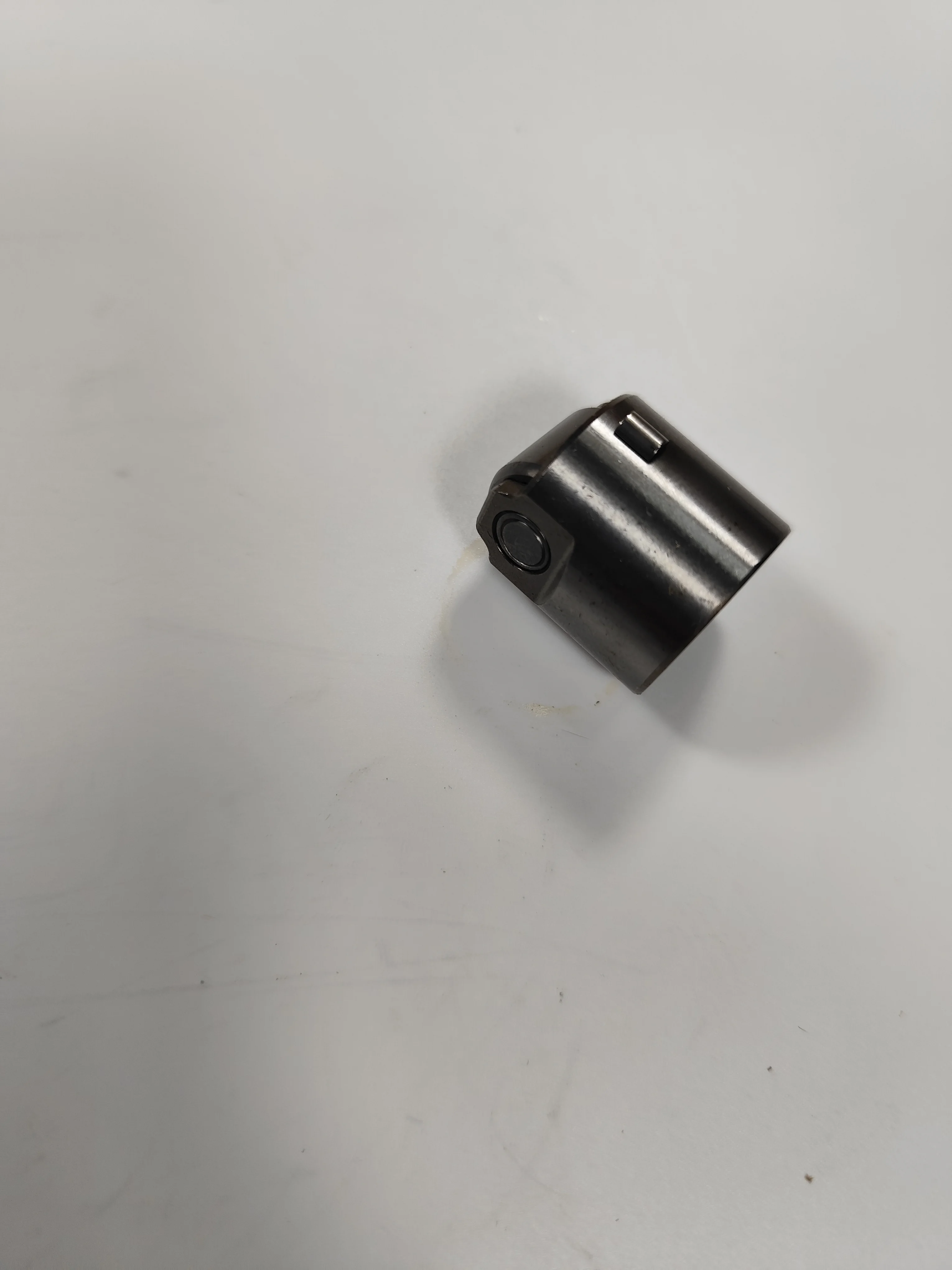 Pressure Fuel Pump For VW 06L109311