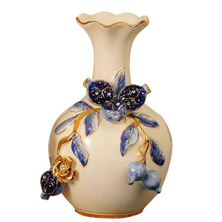 Handmade Creative European Style Vase Modern Luxuvy Vasos De Flor 2022 New Design High End Vases Set Horse Decor