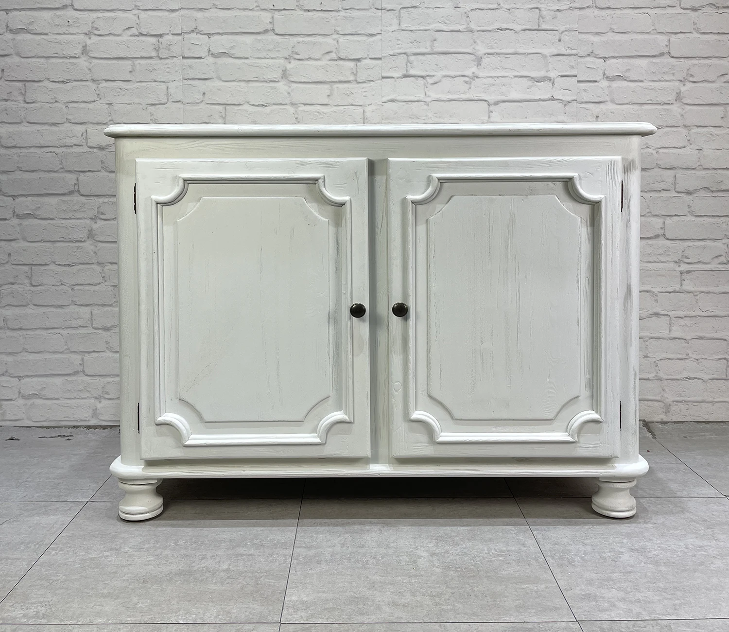 Французский Кантри стиль шкаф деревянный белого цвета в винтажном стиле; Для хранения 2 двери шкаф сервант