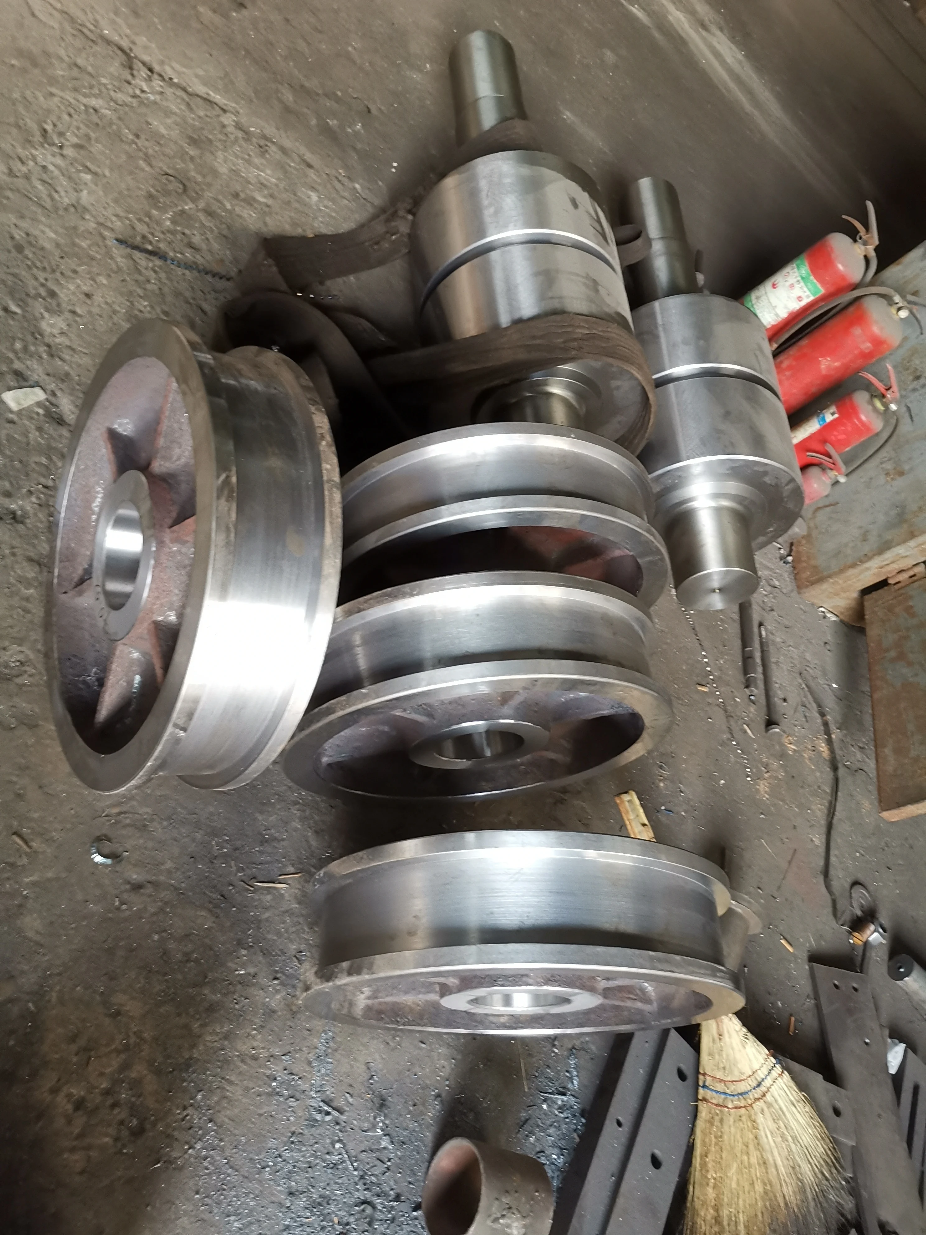 Custom Crane Wheel Heavy Duty Forging Casting Steel Rope Pulley Wheels