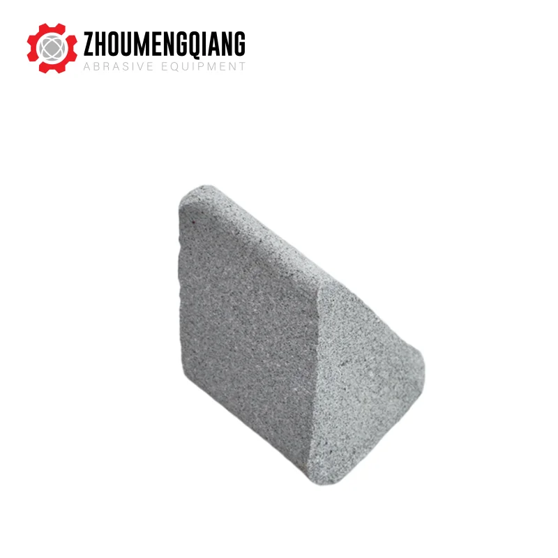 Abrasive Deburring Tumbling Grinding Angle Cut Triangle Ceramic Media Chips Stone Vibratory Barrel Disc Machine Finishing Media