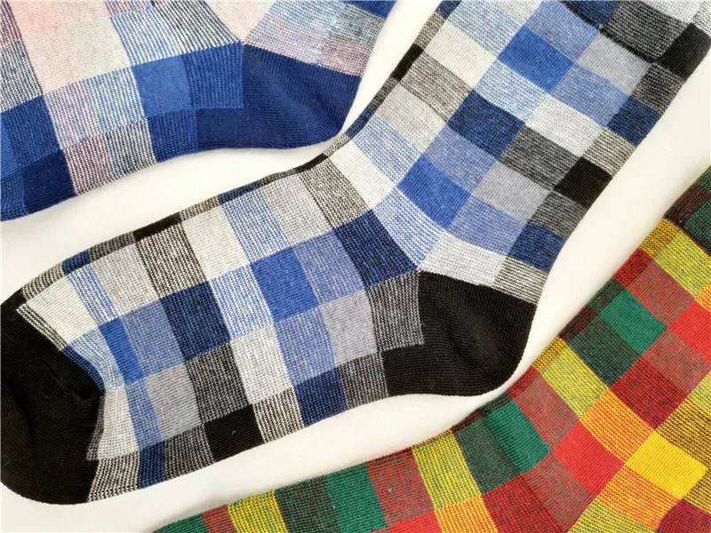 Hot Selling OEM  Classic Plaid Unisex Socks Sports Breathable socks