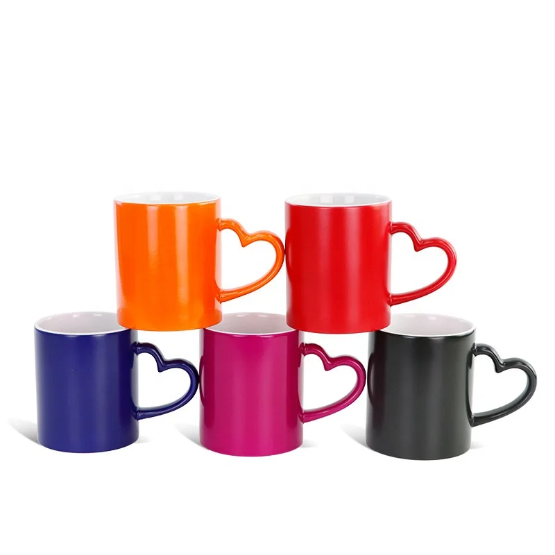 Custom thermal transfer color change coating cup heart-shaped handle magic tumbler heat transfer sublimation ceramic mug