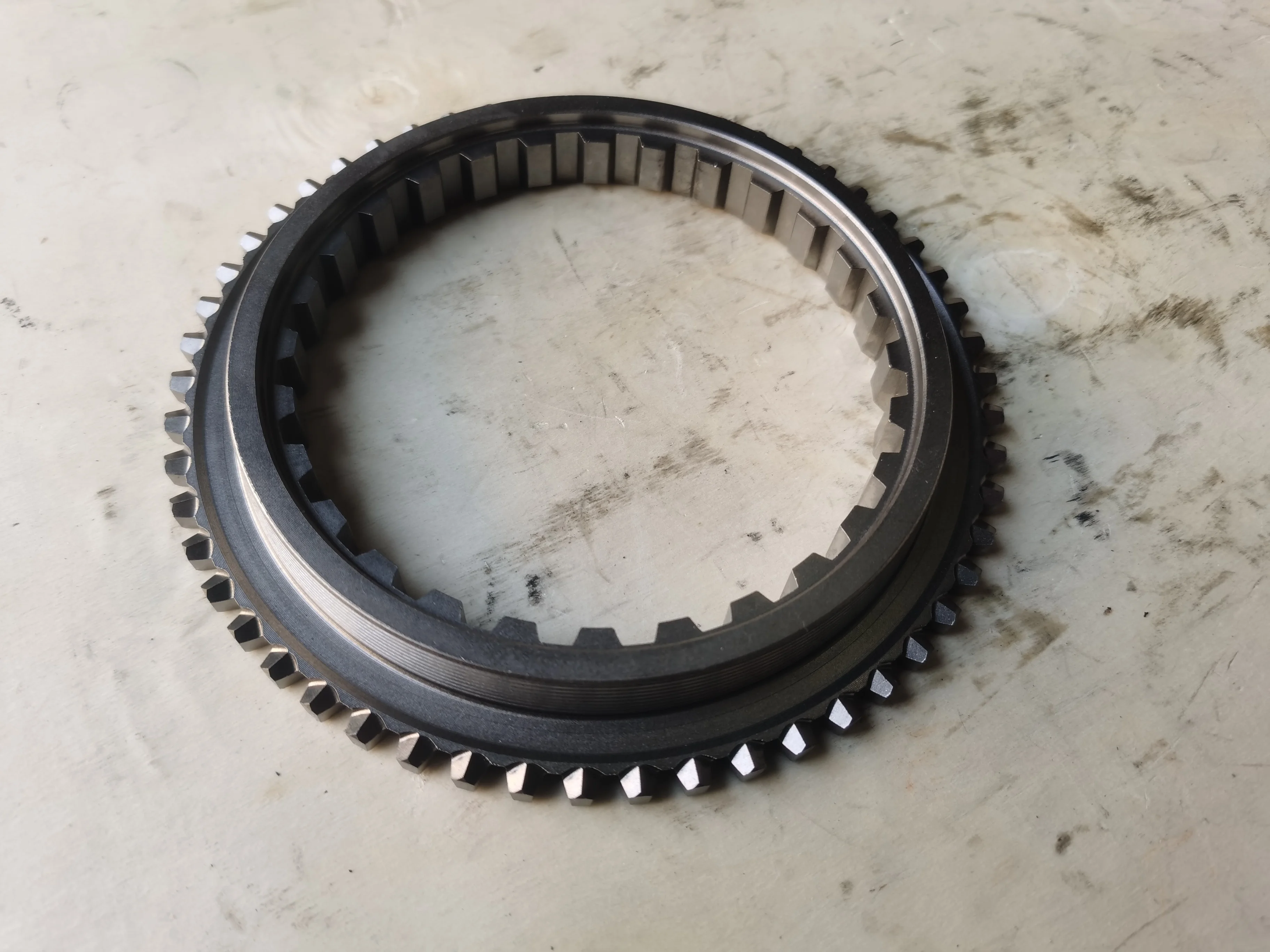 Truck Transmission Gearbox Spare Parts Synchronizer Ring 20760515