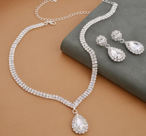 Aug jewelry new simple necklace and earrings two-piece suit rhinestone drop pendant jewelry fashion wedding dress set