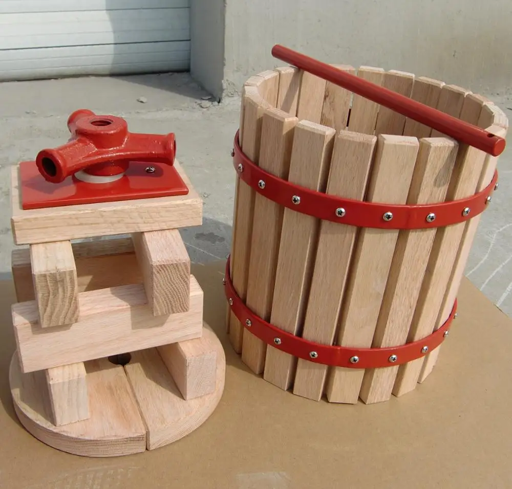 LFGB certification direct sales 6L Classical fruit press juicer wine manual extractor