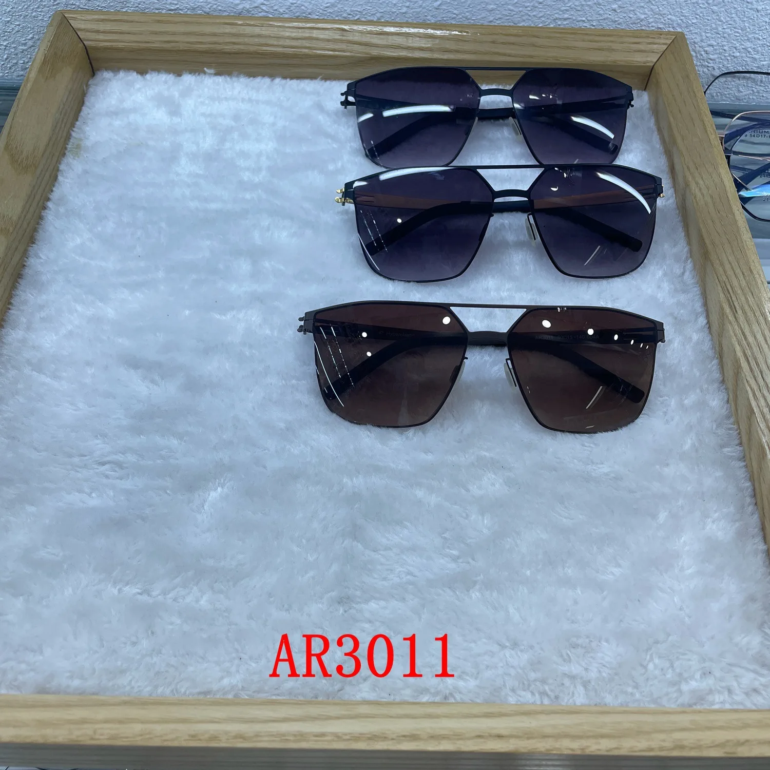 style sunglasses Ultra-light steel sheet elastic legs without screws BERLIN designed for men and women Sunglasses Shadow