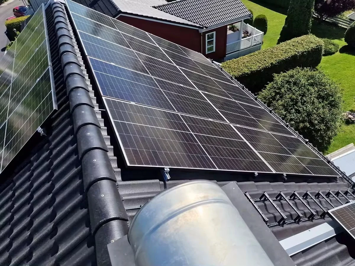 Deye Hybrid Inverter Solar System 15KW 20KW 25KW 30KW 50KW Hybrid Solar System Deye Inverter LiFePO4 Battery