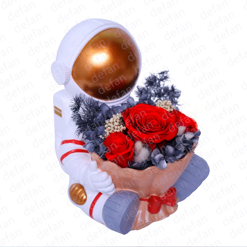 2021 Happy planet Star Creative Wedding Gift Resin astronaut Spaceman Figurine crafts Preserved Rose Flower