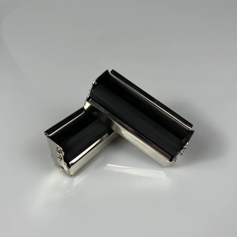Factory direct sales Cigarette Rollers Wholesale mini Metal Manual Cigarette Rolling Machine