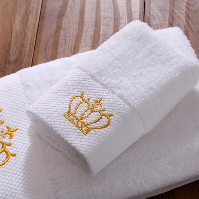 Custom 100% Cotton Bath Towel Set Luxurious Floral Embroidered Jacquard Design Soft and Highly Absorbent for Shower