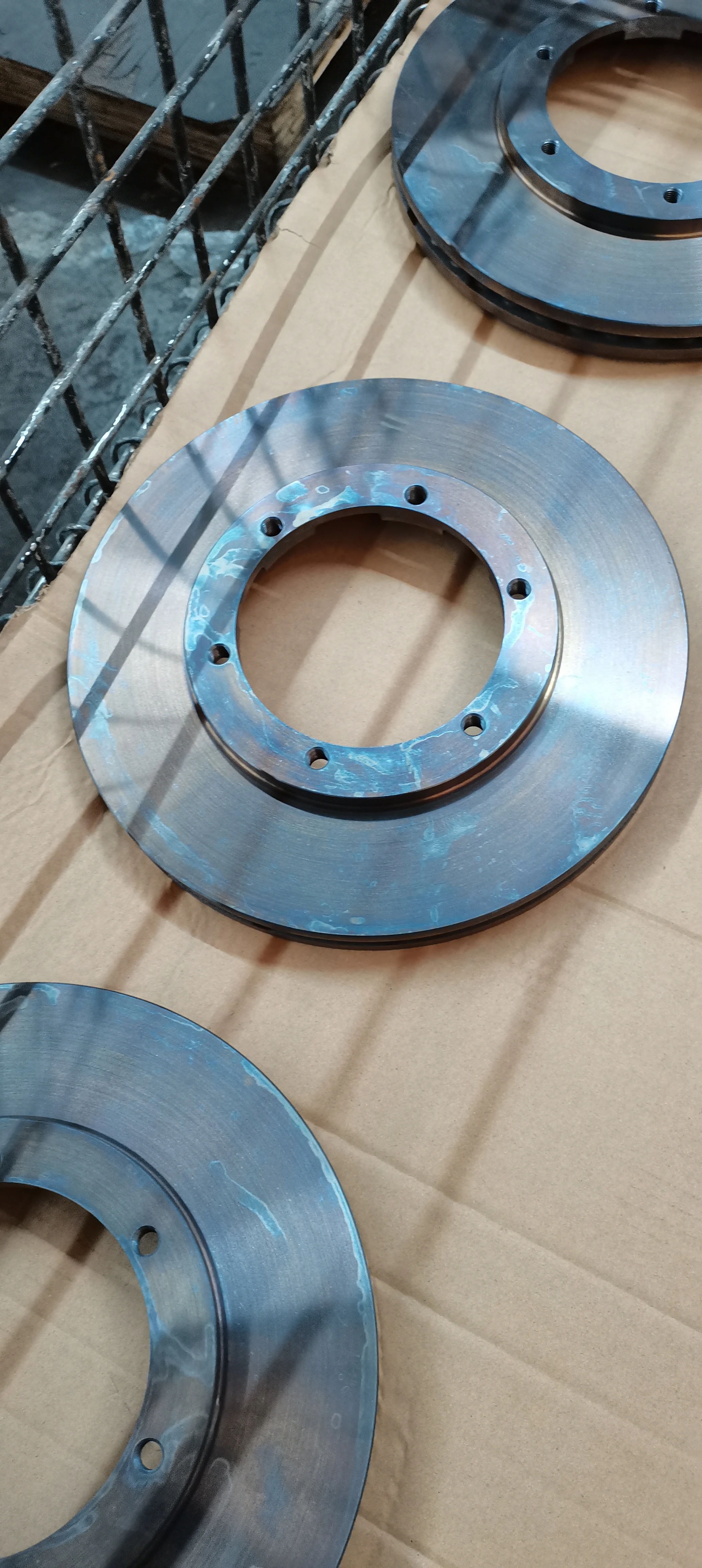 Заводской бестселлер, железный фосфатирующий раствор для комнатной температуры, фосфатирующий агент для обработки поверхности стали