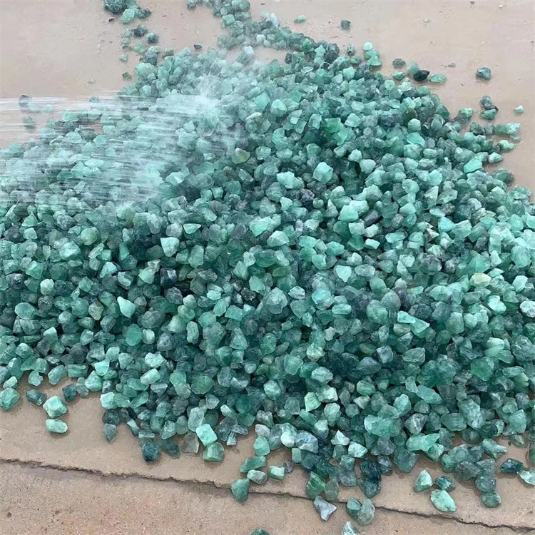 Wholesale Demagnetized crushed stone crystal raw stones Green fluorite price per ton aromatherapy expanding stone for sale