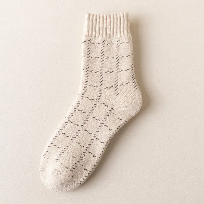 unisex custom thick thermal winter warm alpaca fleece merino wool blend cozy socks for soldiers with brand logo patterns